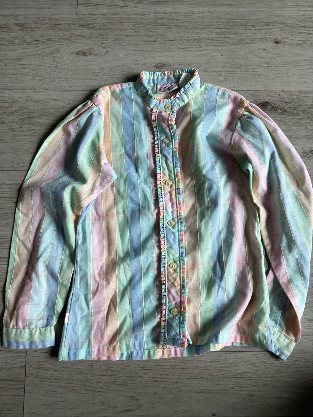 Vintage just for girls Levi pastel striped long-sleeve button-up shirt size 7